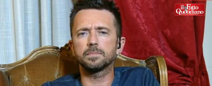 Copertina di M5S-Lega, Scanzi: “Alleanza meno probabile del pallone d’oro a Nardella o del Nobel alla letteratura a Gasparri”