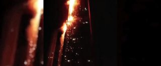 Copertina di Dubai, incendio alla Torch Tower. Le immagini del grattacielo avvolto dalle fiamme