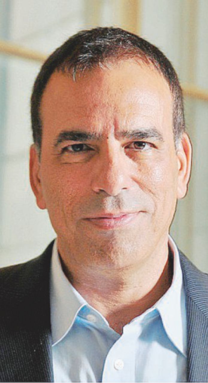 Telecom, Genish è un po’ troppo “straniero” Telecom, Genish è un po’ troppo “straniero”