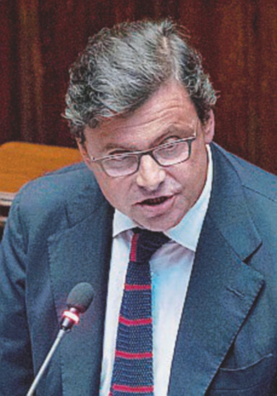 Maggioranza risicata e fiducia: il regalo alle lobby ora è legge Maggioranza risicata e fiducia: il regalo alle lobby ora è legge