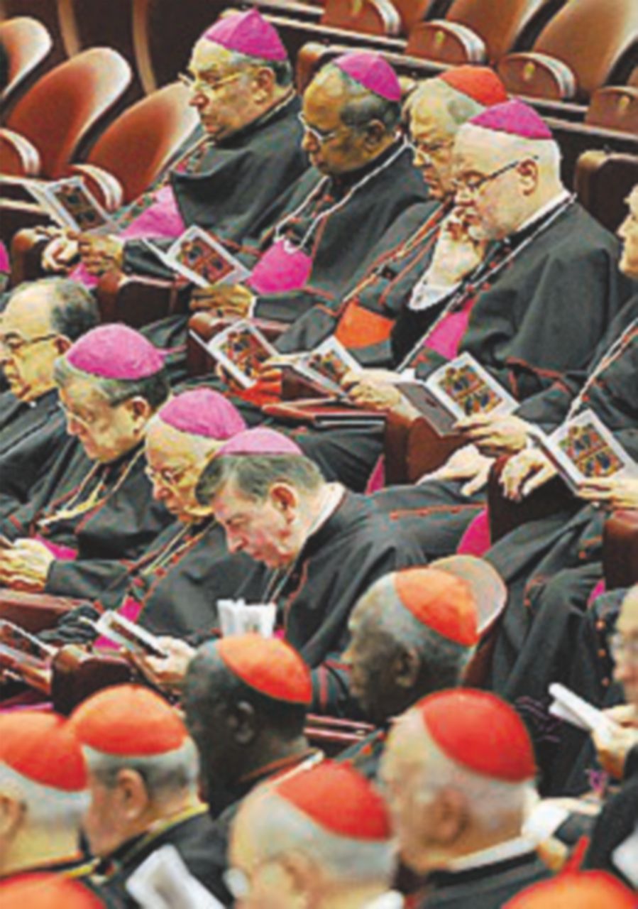 Sinodo 2018, Bergoglio fa un sondaggio sulla fede dei giovani Sinodo 2018, Bergoglio fa un sondaggio sulla fede dei giovani