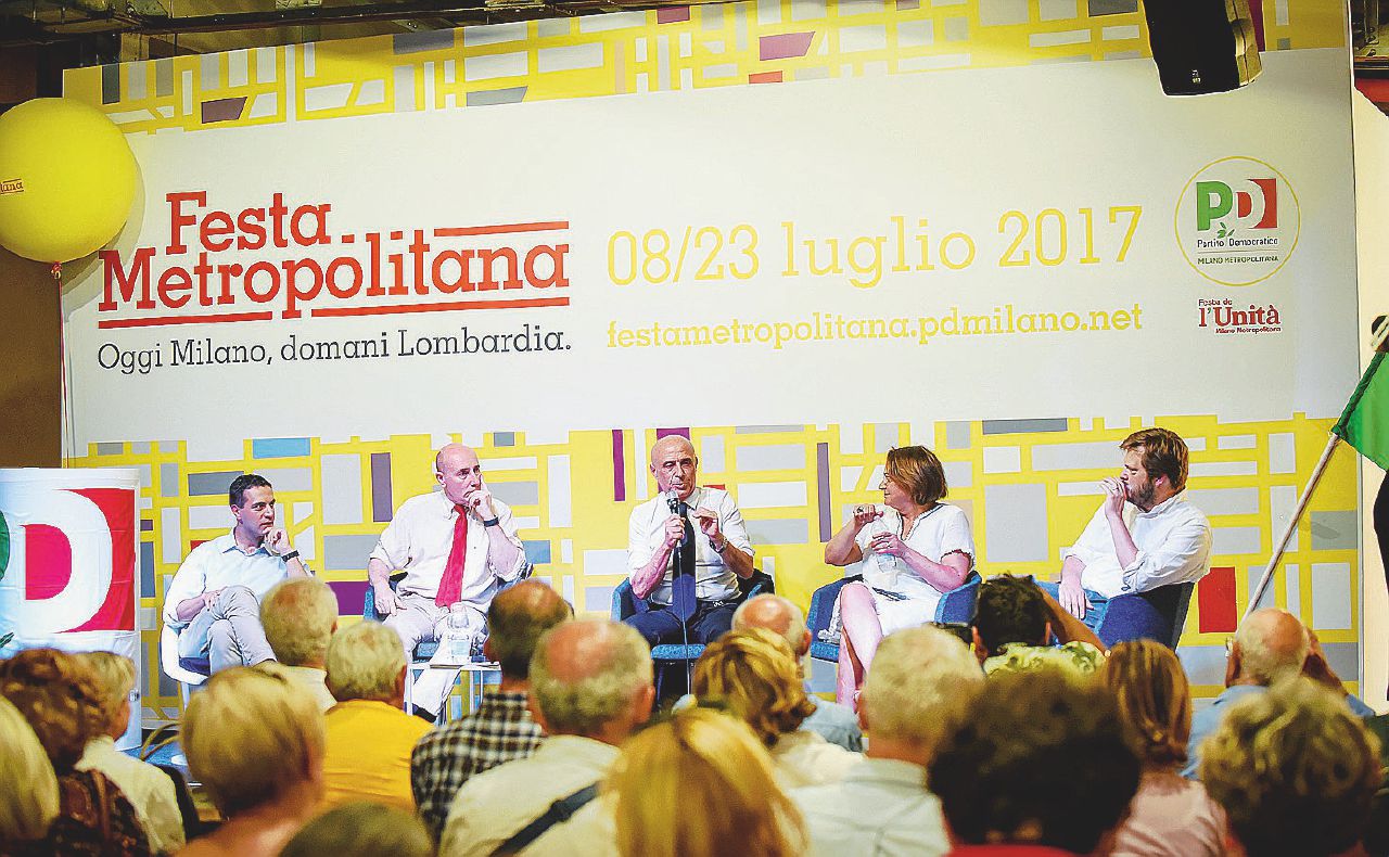 Milano - La festa dell’Unità con il ministro dell’Interno, Marco Minniti - LaPresse Scomparsa la Ditta, le feste dell’Unità sono tutte renziane