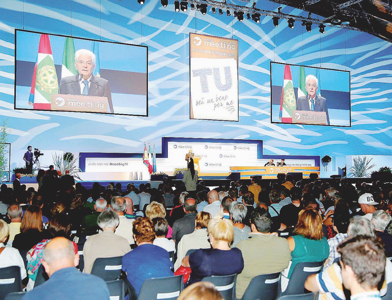 Copertina di Rimini, via al meeting Cl in nome della trasversalità: dalle larghe intese ai larghi affari