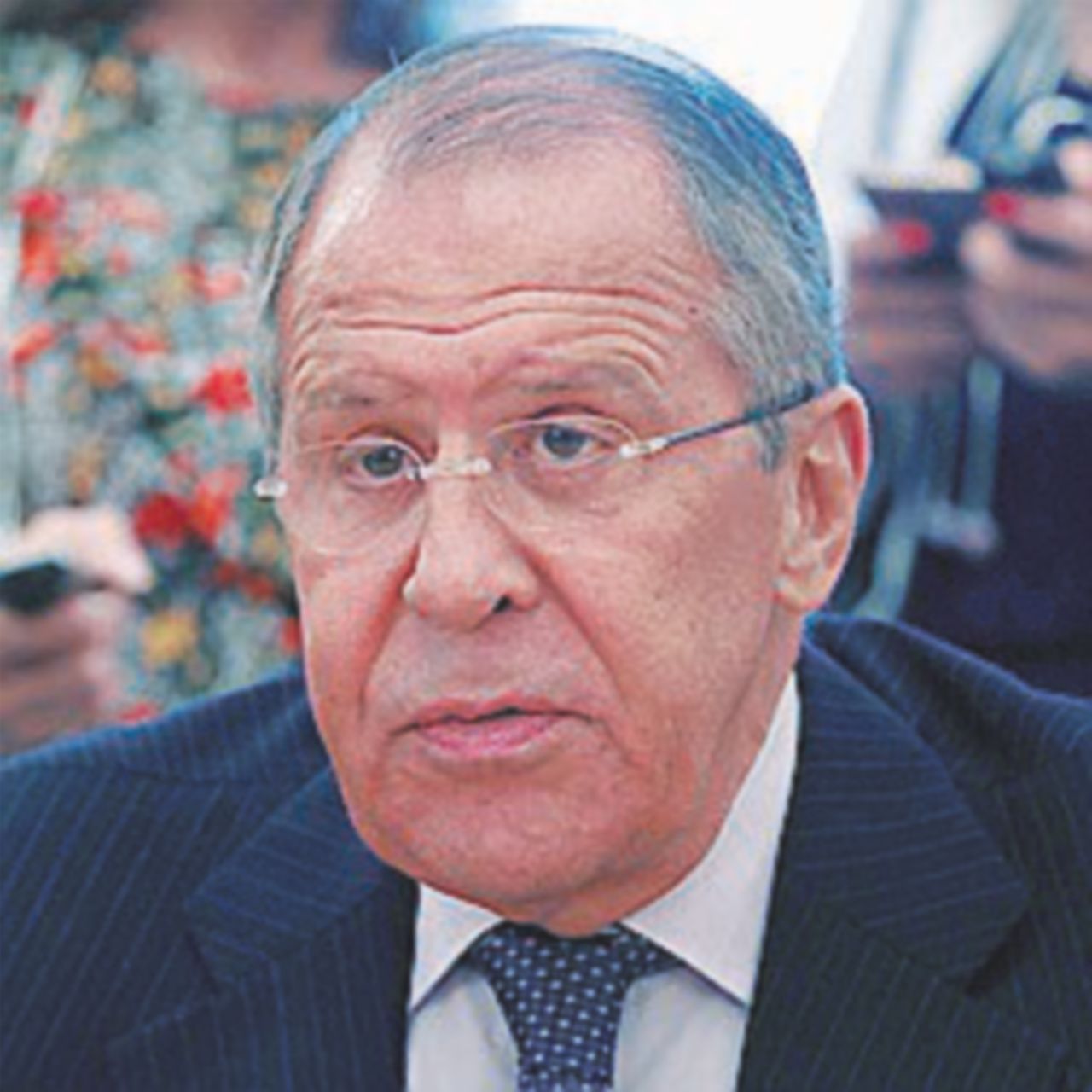 Copertina di Lavrov a Haftar: “La mediazione deve far capo all’Onu”