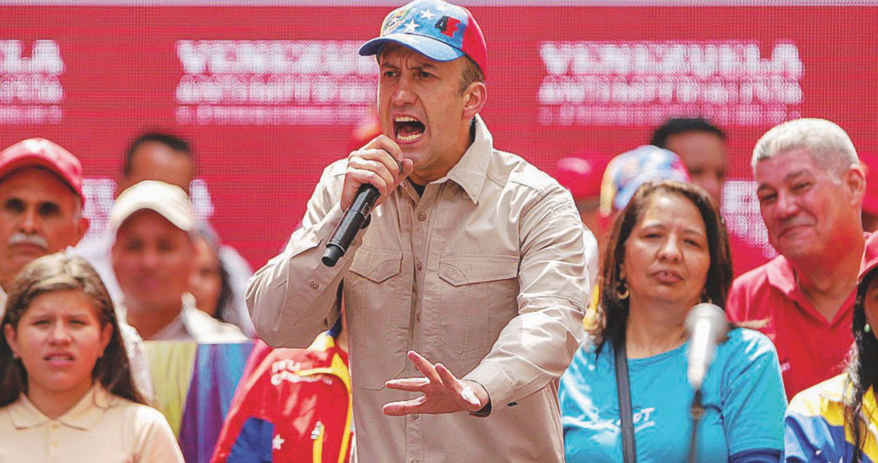 Passato ingombrante - Tareck el Aissami, vice di Maduro. È accusato di corruzione, traffico di droga, riciclaggio - Ansa A Caracas mancava solo Hezbollah al potere