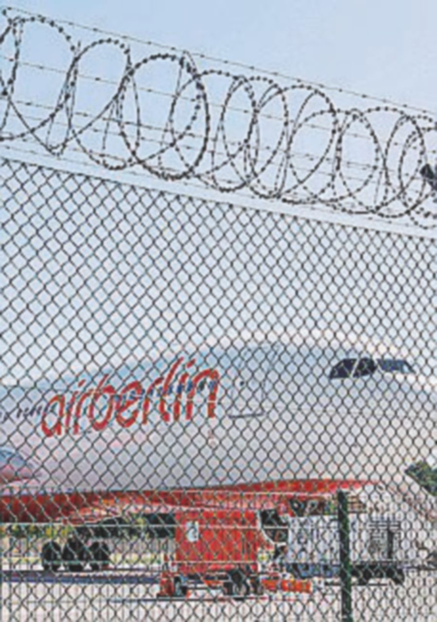 Air Berlin: il governo frena su Lufthansa “Viola la concorrenza” Air Berlin: il governo frena su Lufthansa “Viola la concorrenza”