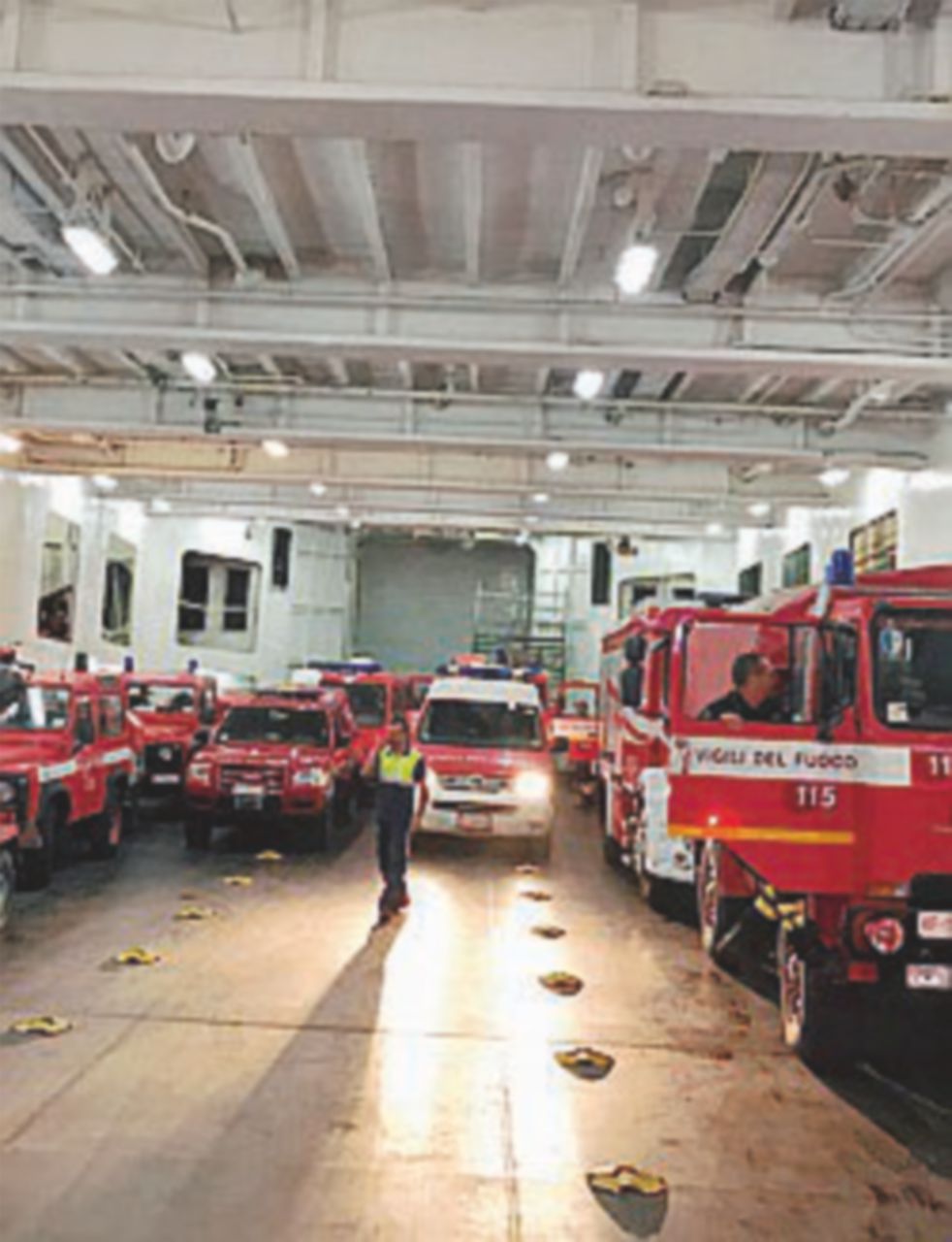 Vigili del fuoco “Tutta la notte con soli 5 pompieri. Gli altri sono arrivati al mattino”
