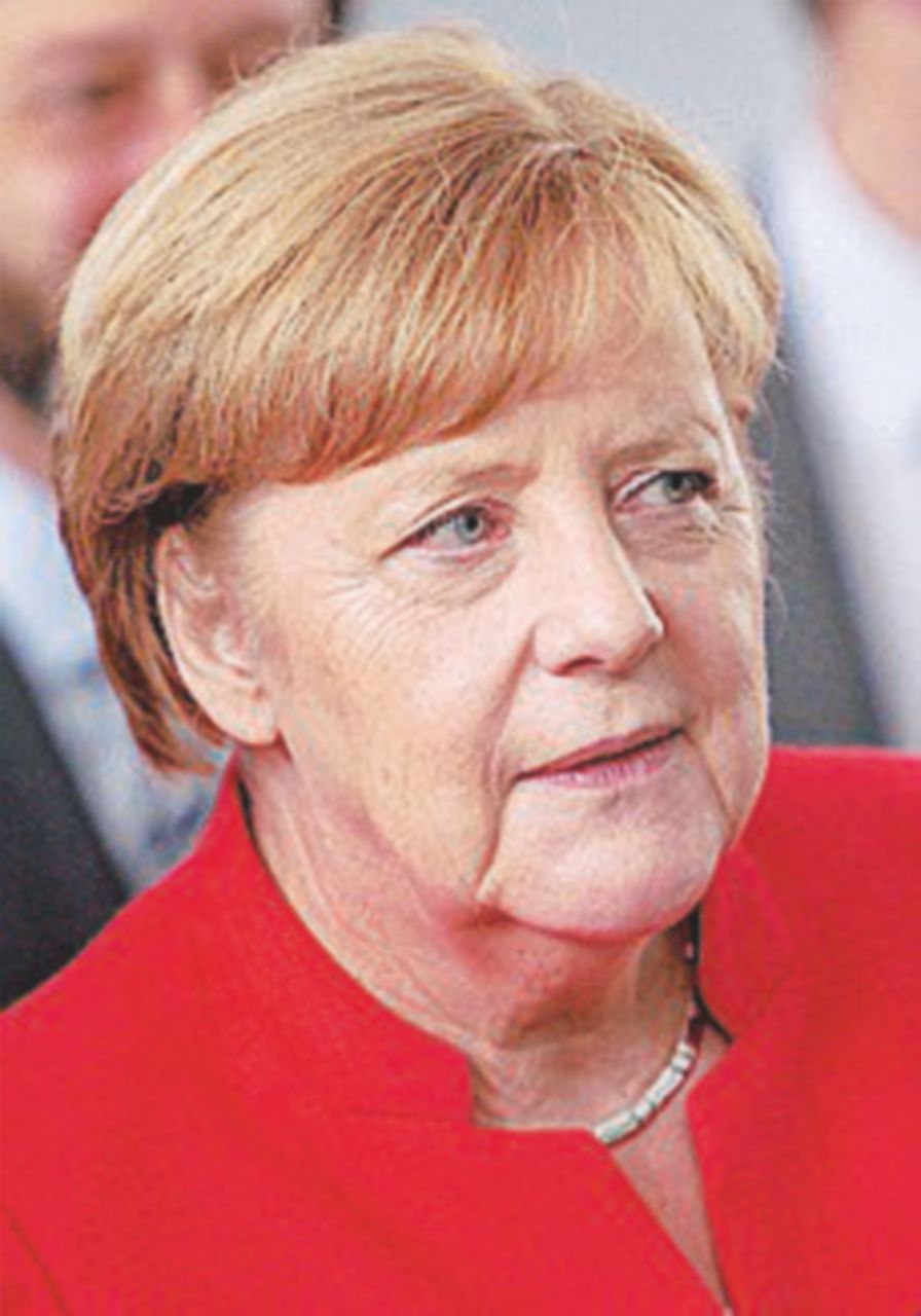 Da Angela Merkel solidarietà e il suo albergatore protesta Da Angela Merkel solidarietà e il suo albergatore protesta