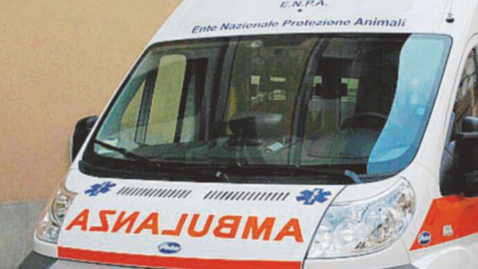 Turista 19enne muore durante il bagno a Marina di Ugento
