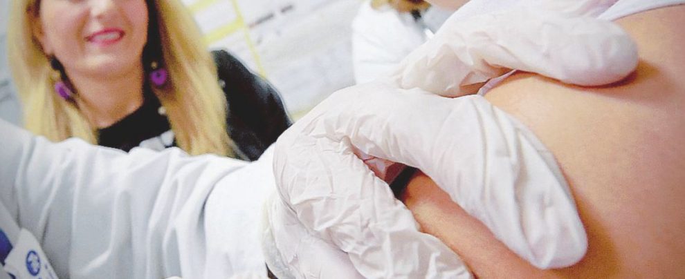 Si parte - Sta entrando in funzione il decreto vaccini - Ansa Vaccini, senza norme sulla privacy. È Babele burocratica