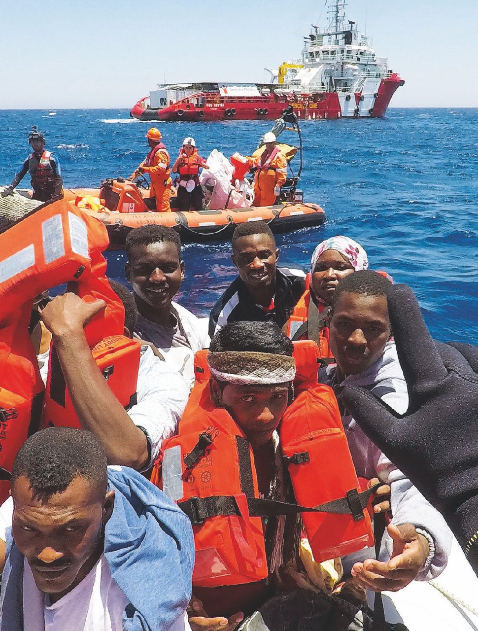 Caso Ong, le trame dei Servizi anche nella gestione politica