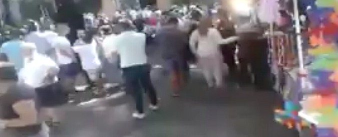 Copertina di Portogallo, albero crolla durante una festa religiosa a Madeira: 11 morti