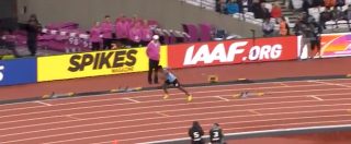 Copertina di Mondiali di atletica, Makwala riammesso dopo il caso del virus intestinale: gareggia da solo sui 200 metri