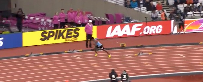 Copertina di Mondiali di atletica, Makwala riammesso dopo il caso del virus intestinale: gareggia da solo sui 200 metri