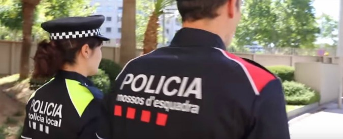 Barcellona, l’ex moglie dell’assalitore ucciso dalla polizia: “Voleva uccidersi perché omosessuale”