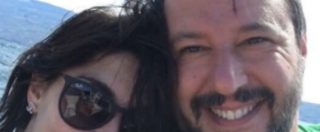 Copertina di Matteo Salvini e il selfie “scarface” con la fidanzata Isoardi. La cicatrice sulla fronte scatena le reazioni web