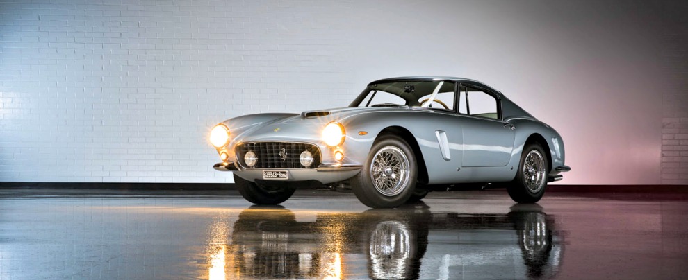 Copertina di Ferrari 250 GT, in California va all’asta per 10 milioni di dollari – FOTO