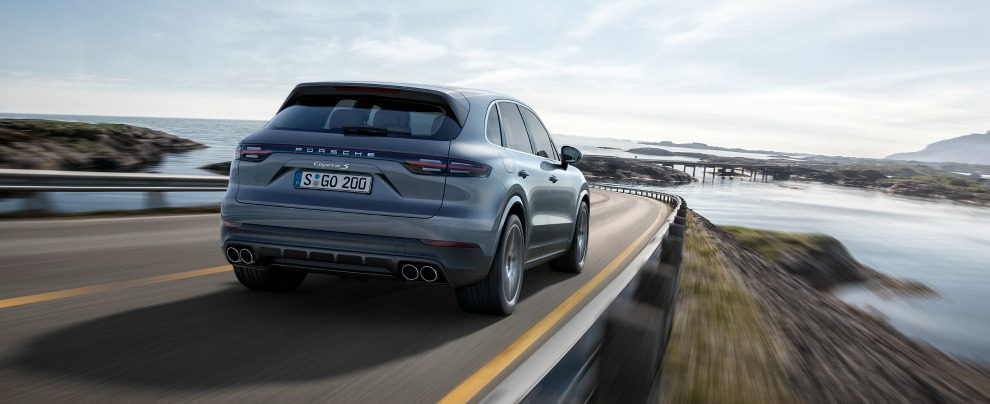 Copertina di Porsche Cayenne, svelata la terza generazione. Prezzi a partire da 78 mila euro – FOTO