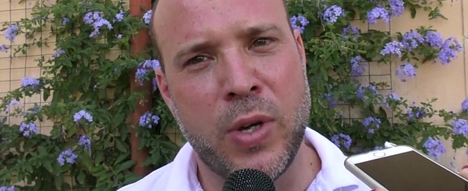 Copertina di La denuncia di Goletta Verde: “Inquinato il 40% dei campioni prelevati. Mare italiano fra ultimi in Europa per depurazione”