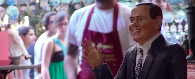 Copertina di Berlusconi, “Ormai è finito” o “Vincerà lui, è uno che ci sa fare”. Vox di Ricca tra i napoletani sul ritorno del Cavaliere