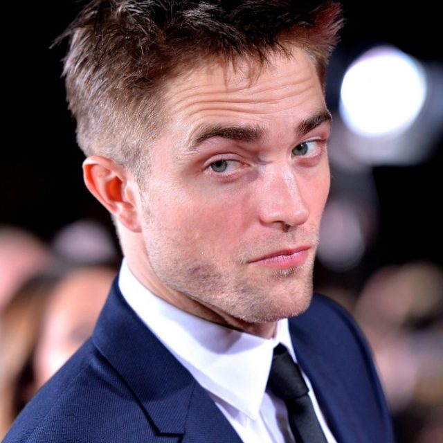 Robert Pattinson e il pugno al regista del suo nuovo film
