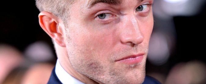 Robert Pattinson e il pugno al regista del suo nuovo film