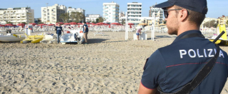 Copertina di Rimini, violentata dal branco in spiaggia: “Aiutateci a tornare a casa”. L’amico picchiato: “Ci hanno rovinato la vita”