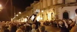 Copertina di L’inchino di San Domenico alla processione di Martina Franca. Ma questa volta i boss non c’entrano