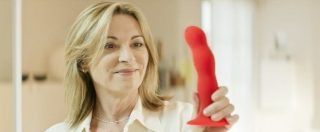 Copertina di Sex toys, la prima volta dell’Italia. Storico spot in onda su Mediaset e La7: “Vendite? Sud cresce più del Nord”