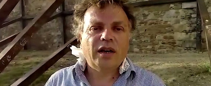 Copertina di La battaglia del sindaco di Lucera (Foggia): incatenato per salvare il castello. “Dopo otto secoli, ora crolla per incuria”