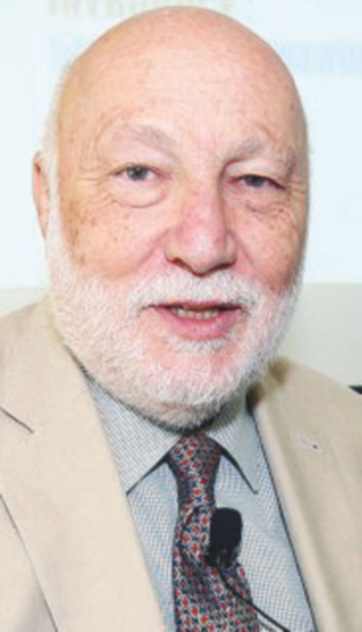 De Masi - Professore emerito di Sociologia Andarci è quasi un dovere: purché non sia succube