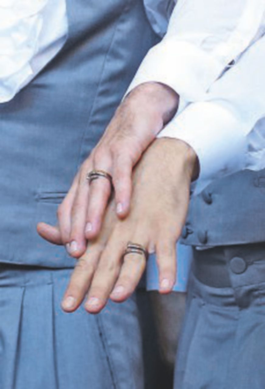 Il sindaco leghista rifiuta l’unione gay. Tocca all’assessore Il sindaco leghista rifiuta l’unione gay. Tocca all’assessore