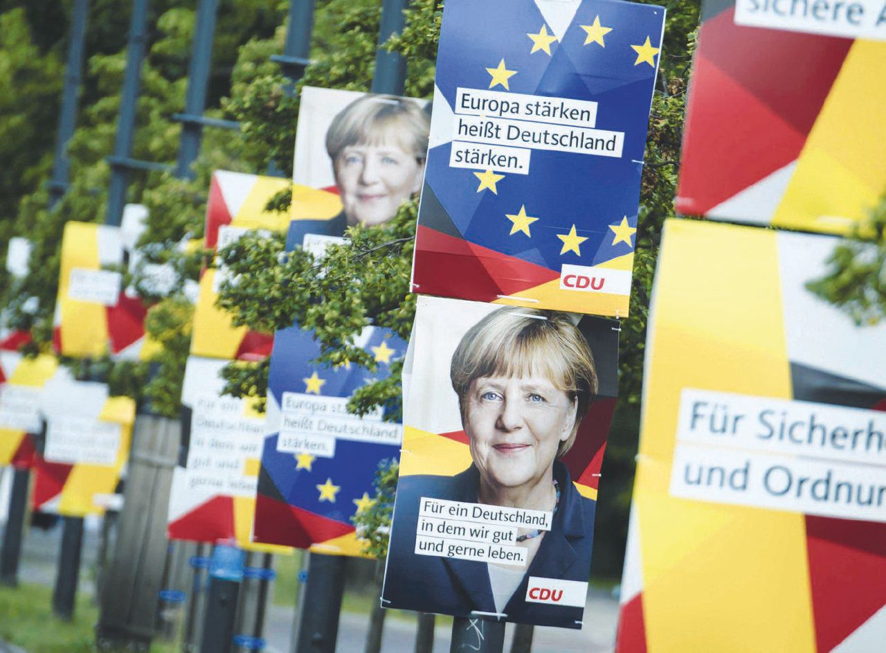 Favoritissimi - Cartelloni elettorali dei cristiano-democratici - Ansa Dai vegani agli inquilini: l’urna tedesca è un Barnum