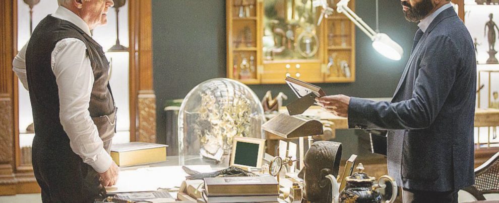 Sopra, “Westworld” Un autunno alla ricerca del nuovo Frank Underwood