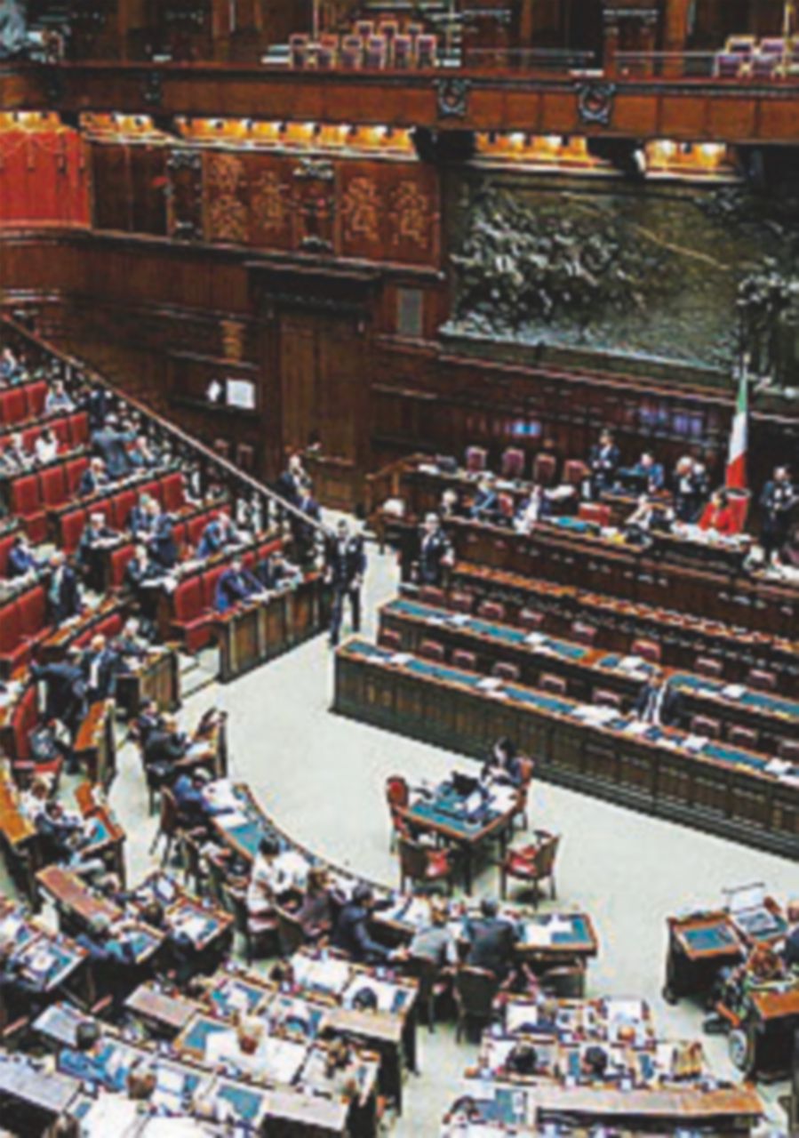 Legge anti-fascismo passa alla Camera, contrari destra e 5S Legge anti-fascismo passa alla Camera, contrari destra e 5S