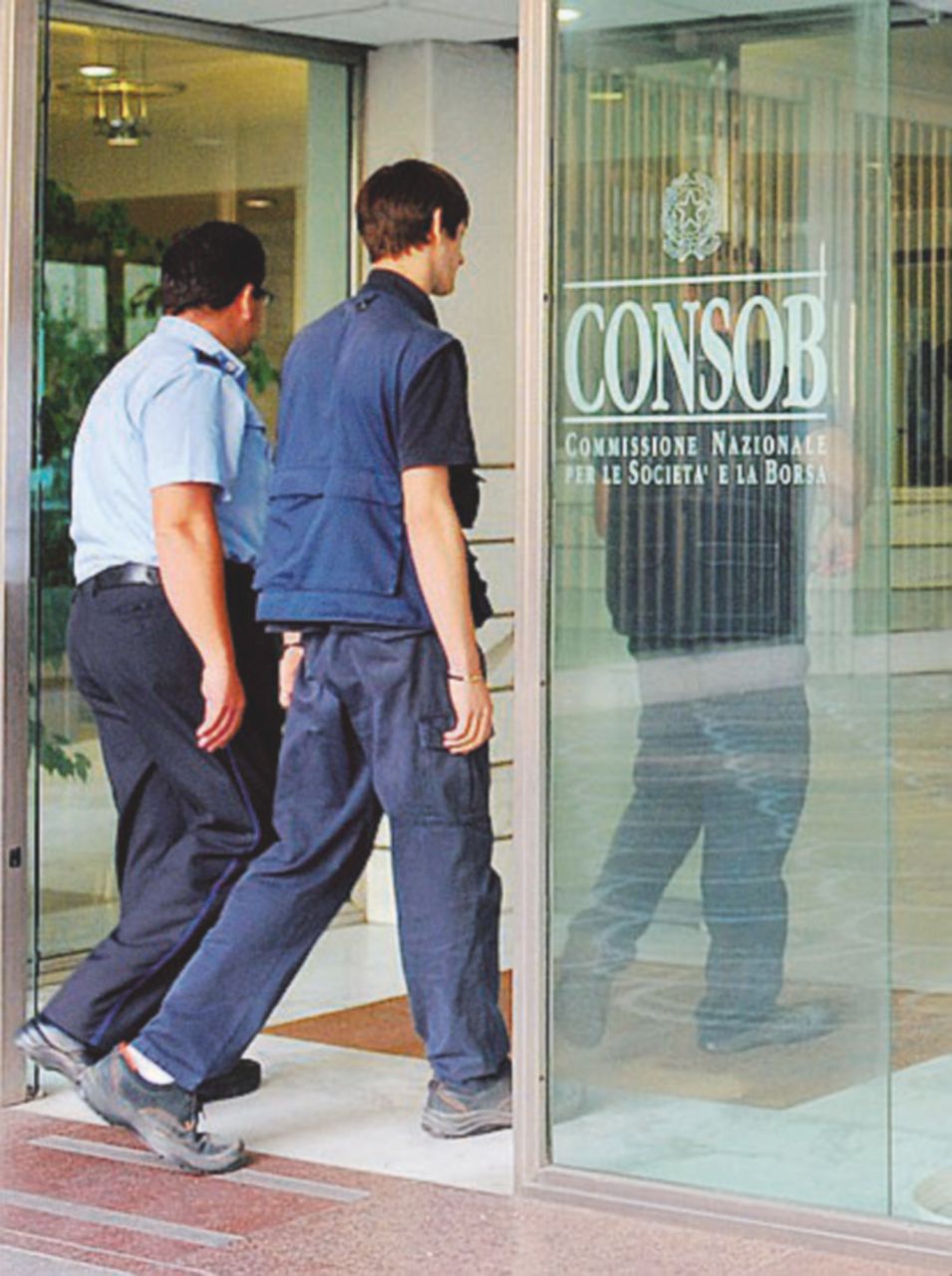 - - Ansa “Il Sole” e Generali, le sviste della Consob