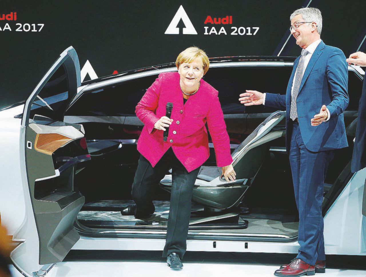 Merkel la “acchiappatutto” fa concorrenza anche ai Verdi Merkel la “acchiappatutto” fa concorrenza anche ai Verdi