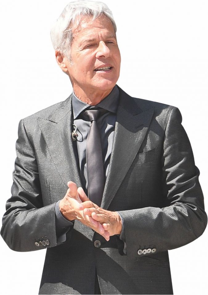 Direttore e conduttore: doppia sfida per Baglioni Direttore e conduttore: doppia sfida per Baglioni