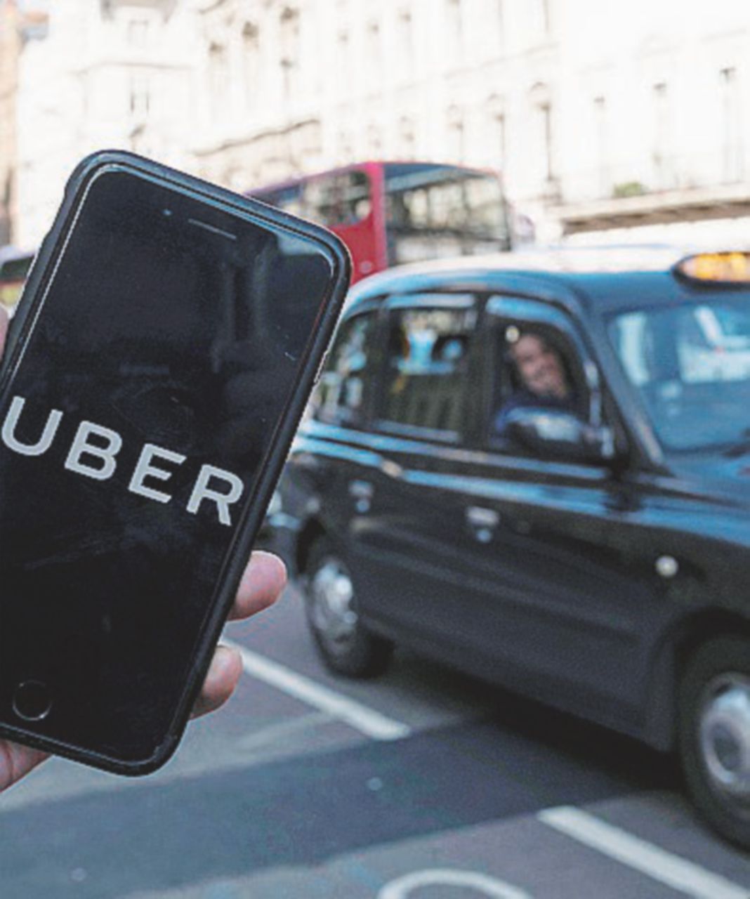 La sfida - Uber contro cab - Ansa Un taxi chiamato petizione: bocciato il servizio Uber rivolta popolare sul web