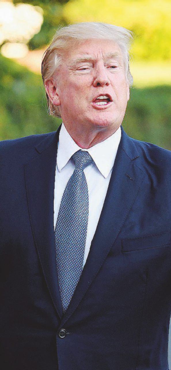 Il presidente Donald Trump “Ti spezzo in due”. Donald e Kim, quanta diplomazia