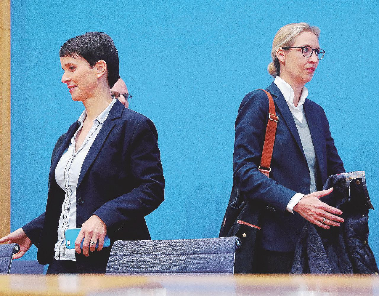 Posto vuoto - Dopo la conferenza stampa della Petry - Reuters L’ultradestra in rosa che ha spaccato il Paese è già spaccata