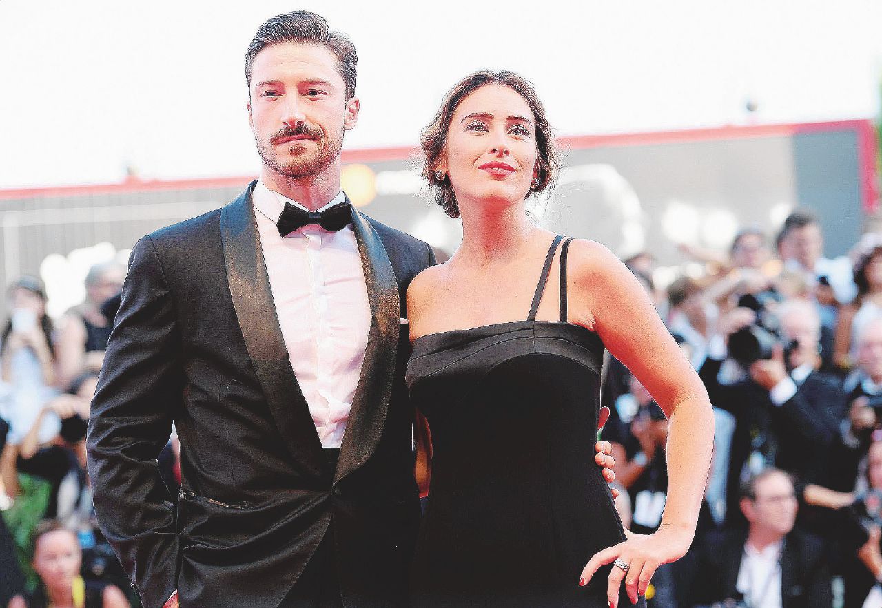 Pier Francesco style: il giovane Boschi oscura Maria Elena Pier Francesco style: il giovane Boschi oscura Maria Elena