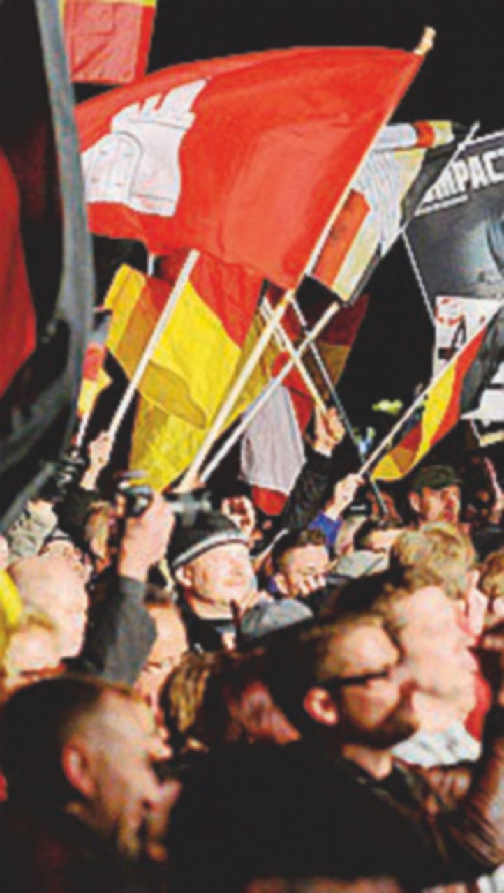 L’effetto - Militanti dell’ultradestra dell’Afd - Ansa Germania, sopravvivere ogni mese col part-time involontario