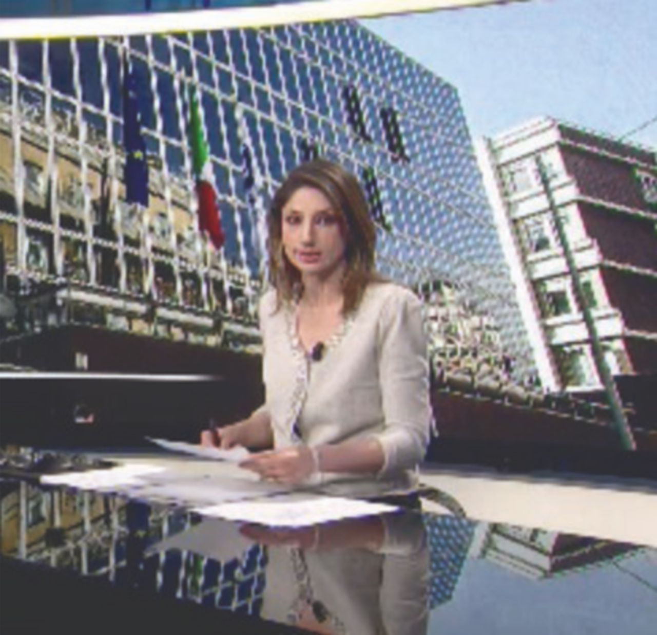 Lo studio del Tg1 C’è sindaco e sindaco: Roma apre i tg, Milano no