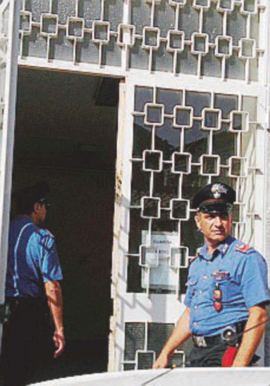 La dottoressa accusa: “Violentata anche dalle istituzioni” La dottoressa accusa: “Violentata anche dalle istituzioni”