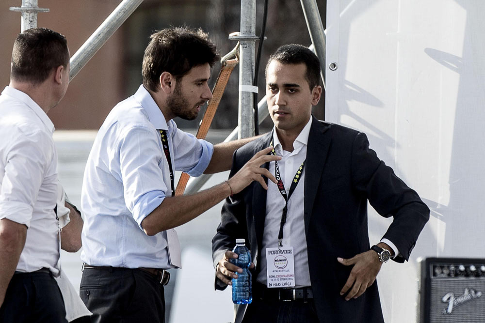 Comunque alleati - Il vicepresidente della Camera Luigi Di Maio e Alessandro Di Battista - Ansa Primarie a 5 Stelle: non ci sono le regole ma vincerà Di Maio