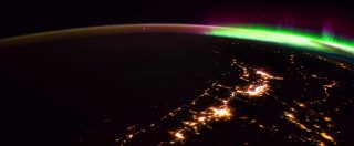 Copertina di Avete visto che spettacolo l’aurora boreale dallo spazio? No? Per questo l’astronauta Paolo Nespoli ha girato questo video