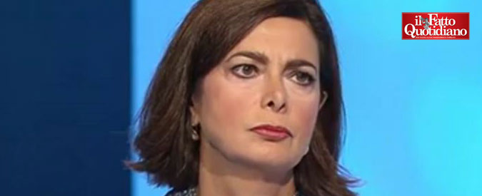 Laura Boldrini, via al processo al sindaco che disse: “Stupratori? A casa sua”. L’ex presidente: “Cosa ne pensa Salvini?”