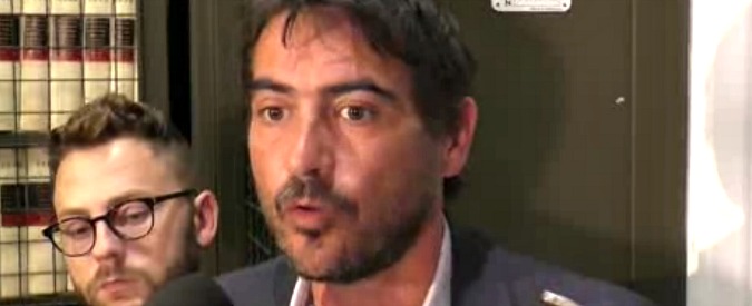 Copertina di Caso Regeni, Fratoianni (SI): “Nessun riferimento al NY Times. Relazione di Alfano imbarazzante”