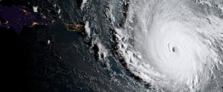 Copertina di Uragano Irma, Macron: “Due vittime nei Caraibi”. La Gran Bretagna manda la Marina. È il secondo uragano più intenso dell’Atlantico – FOTO